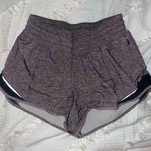 LULULEMON hotty hot high rise shorts 2.5”